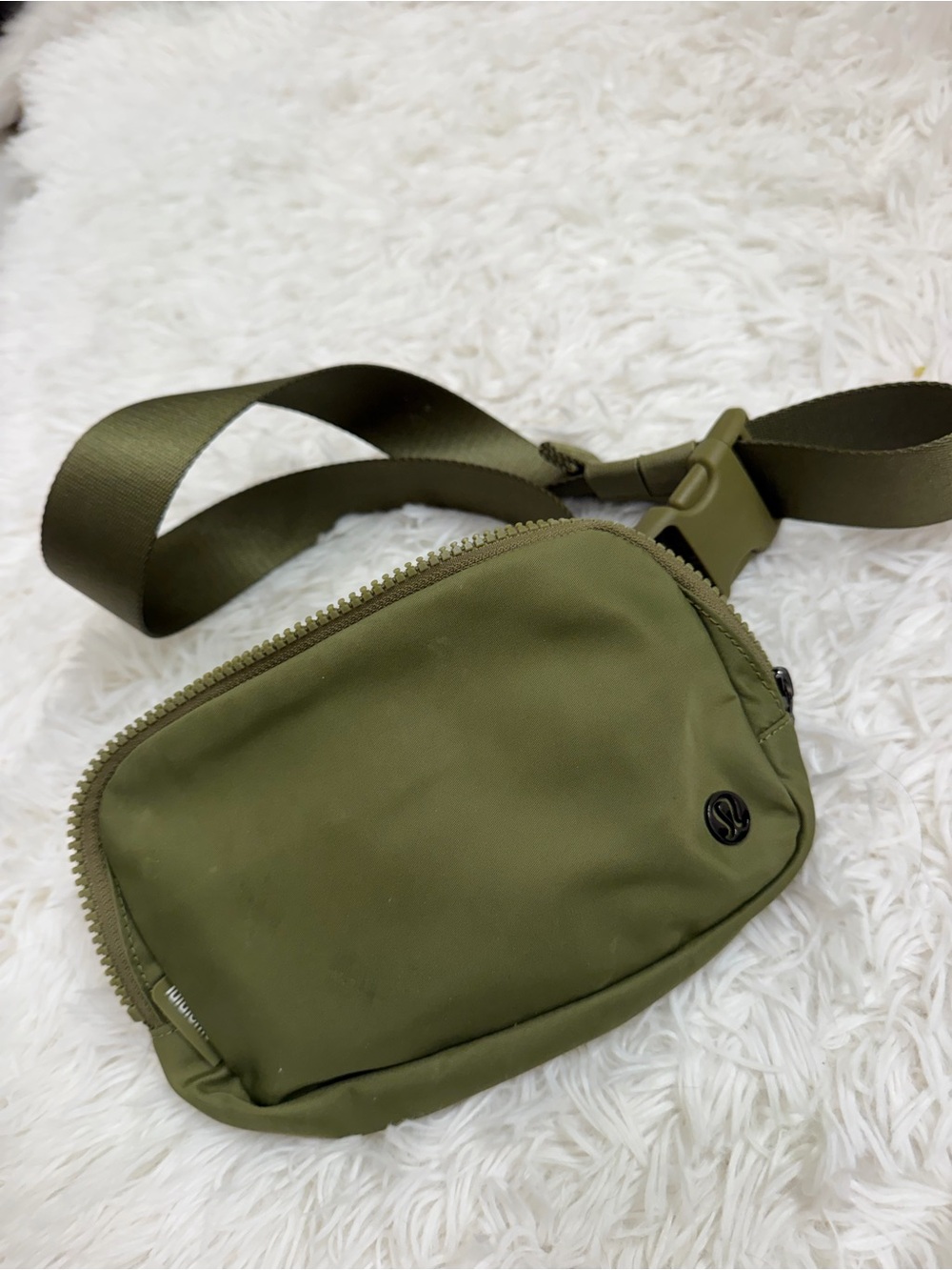 lululemon athletica Olive Green Everywhere Belt Bag